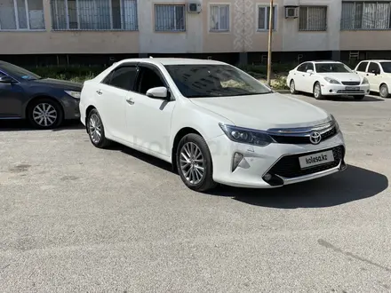 Toyota Camry 2017 года за 10 800 000 тг. в Шымкент