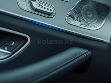 Mercedes-Benz GLS 63 AMG 2022 года за 115 000 000 тг. в Алматы – фото 41