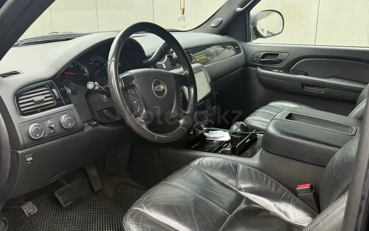 Chevrolet Tahoe 2006 годаүшін8 000 000 тг. в Алматы