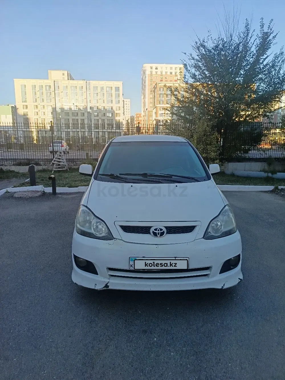Toyota Ipsum, 2004