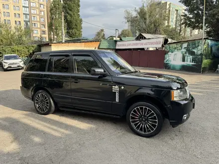 Land Rover Range Rover 2011 года за 13 000 000 тг. в Алматы