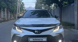 Toyota Camry 2021 года за 16 000 000 тг. в Алматы – фото 3