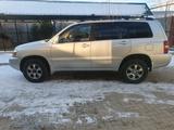 Toyota Highlander 2004 годаүшін8 200 000 тг. в Шу – фото 3