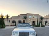 Mercedes-Benz E 230 1988 года за 980 000 тг. в Тараз – фото 2