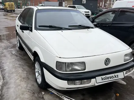 Volkswagen Passat 1993 года за 1 850 000 тг. в Астана – фото 3