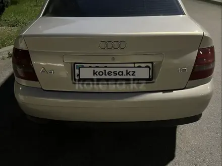 Audi A4 2000 года за 1 600 000 тг. в Алматы – фото 3