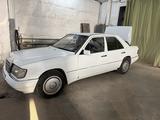 Mercedes-Benz E 200 1992 года за 1 500 000 тг. в Павлодар – фото 2