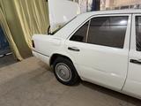 Mercedes-Benz E 200 1992 года за 1 500 000 тг. в Павлодар – фото 5