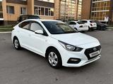 Hyundai Solaris 2018 года за 4 450 000 тг. в Костанай – фото 3