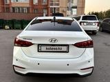 Hyundai Solaris 2018 года за 4 450 000 тг. в Костанай – фото 5