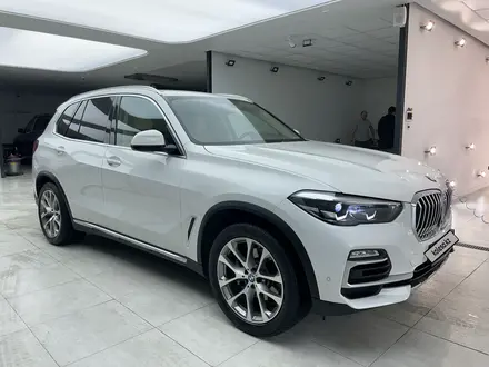 BMW X5 2019 года за 36 500 000 тг. в Алматы