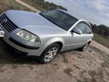 Volkswagen Passat 2005 года за 2 500 000 тг. в Петропавловск – фото 2