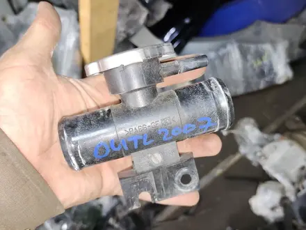 Горловина радиатор на mitsubishi outlander за 200 тг. в Алматы – фото 2