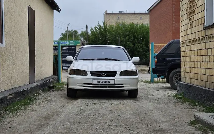 Toyota Camry 2000 годаүшін3 500 000 тг. в Караганда