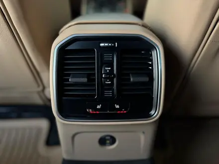 Porsche Macan 2019 года за 22 890 000 тг. в Алматы – фото 17