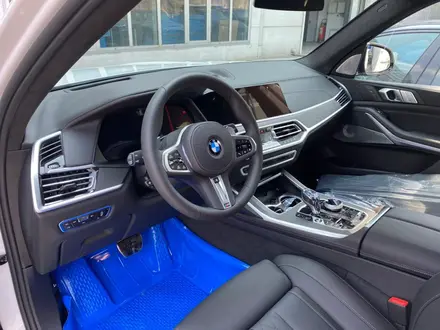 BMW X7 2021 года за 59 000 000 тг. в Актобе – фото 3