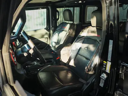 Jeep Wrangler 2022 года за 31 200 000 тг. в Алматы – фото 15