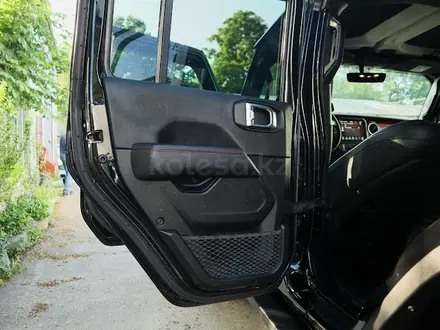 Jeep Wrangler 2022 года за 31 200 000 тг. в Алматы – фото 21