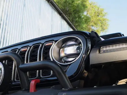 Jeep Wrangler 2022 года за 31 200 000 тг. в Алматы – фото 29