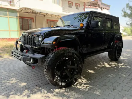 Jeep Wrangler 2022 года за 27 200 000 тг. в Алматы – фото 59