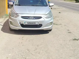 Hyundai Accent, 2013