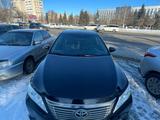 Toyota Camry 2014 года за 9 200 000 тг. в Уральск – фото 2