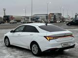 Hyundai Elantra 2020 годаfor9 700 000 тг. в Уральск – фото 3