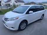 Toyota Sienna 2015 года за 14 000 000 тг. в Алматы