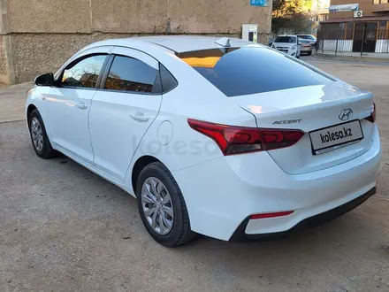 Hyundai Accent 2019 года за 7 000 000 тг. в Актау – фото 2