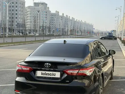 Toyota Camry 2023 года за 16 000 000 тг. в Атырау