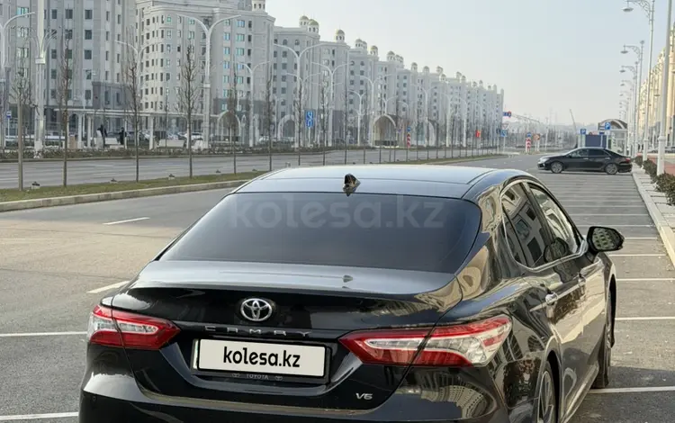Toyota Camry 2023 года за 16 000 000 тг. в Атырау