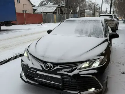 Toyota Camry 2023 года за 16 000 000 тг. в Атырау – фото 12