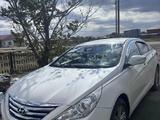 Hyundai Sonata 2012 года за 2 500 000 тг. в Астана – фото 2