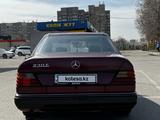 Mercedes-Benz E 230 1992 года за 1 100 000 тг. в Алматы – фото 3