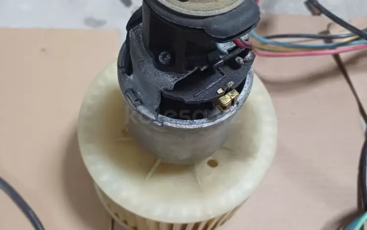 Моторчик радиатор печки за 12 000 тг. в Астана