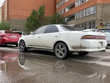 Toyota Mark II 1995 года за 1 800 000 тг. в Астана – фото 2