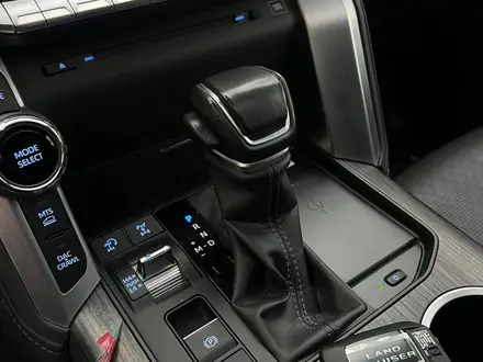 Toyota Land Cruiser 2023 года за 51 500 000 тг. в Алматы – фото 9