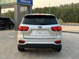 Kia Sorento 2018 года за 11 000 000 тг. в Актобе – фото 4