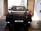 Mercedes-Benz E 240 1999 года за 3 100 000 тг. в Караганда – фото 4