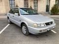 Volkswagen Passat 1994 годаfor1 850 000 тг. в Караганда