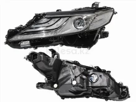Фара Toyota Camry (XV70) 17-22 (Слева/LED/3 LED полосы) за 66 500 тг. в Талдыкорган