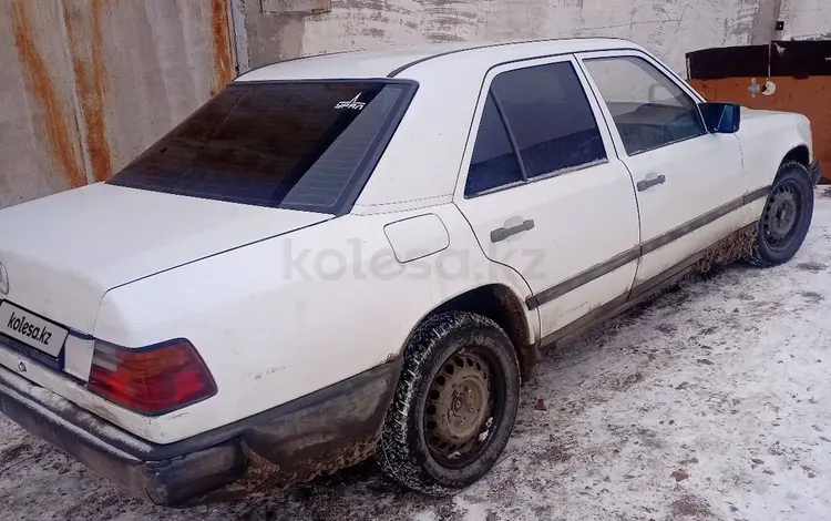 Mercedes-Benz E 200 1988 годаүшін900 000 тг. в Караганда