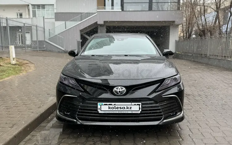 Toyota Camry 2021 годаfor16 300 000 тг. в Шымкент