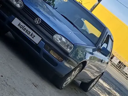 Volkswagen Golf 1993 года за 1 700 000 тг. в Шымкент