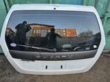 Субару форестер крышка багажника за 55 000 тг. в Алматы