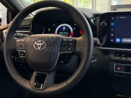 Toyota Camry 2025 года за 17 690 000 тг. в Астана – фото 12