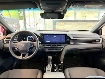 Toyota Camry 2025 года за 17 690 000 тг. в Астана – фото 16