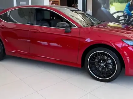 Toyota Camry 2025 года за 17 690 000 тг. в Астана – фото 4