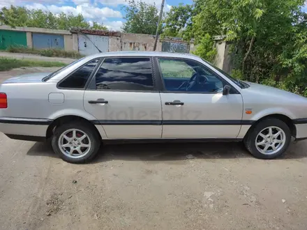 Volkswagen Passat 1994 года за 2 000 000 тг. в Астана – фото 4