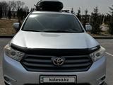 Toyota Highlander 2012 года за 11 490 000 тг. в Алматы – фото 3